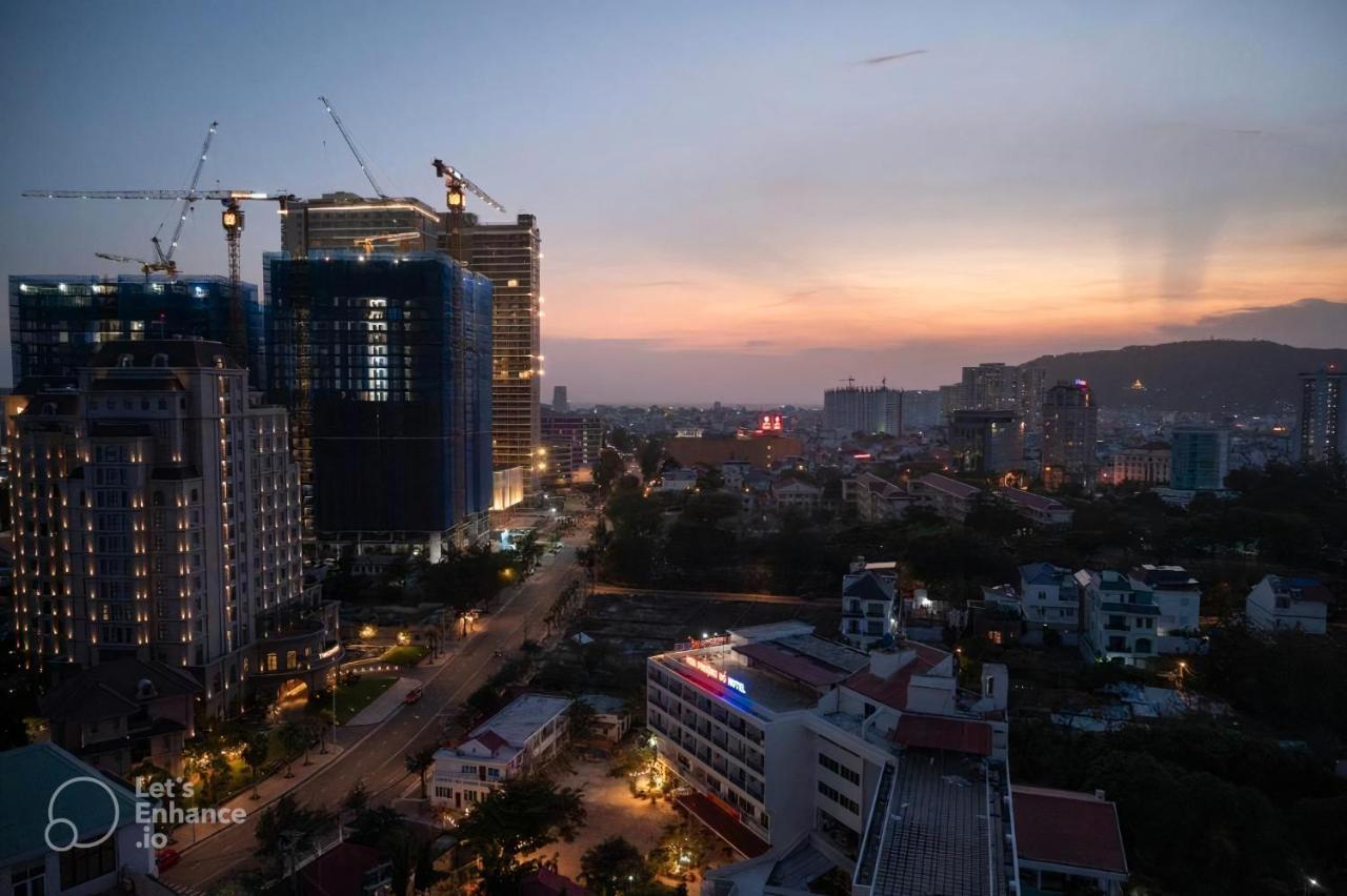 Bearbrick Homestay Near Beach, Csj Tower Apartment Vung Tau Exterior foto