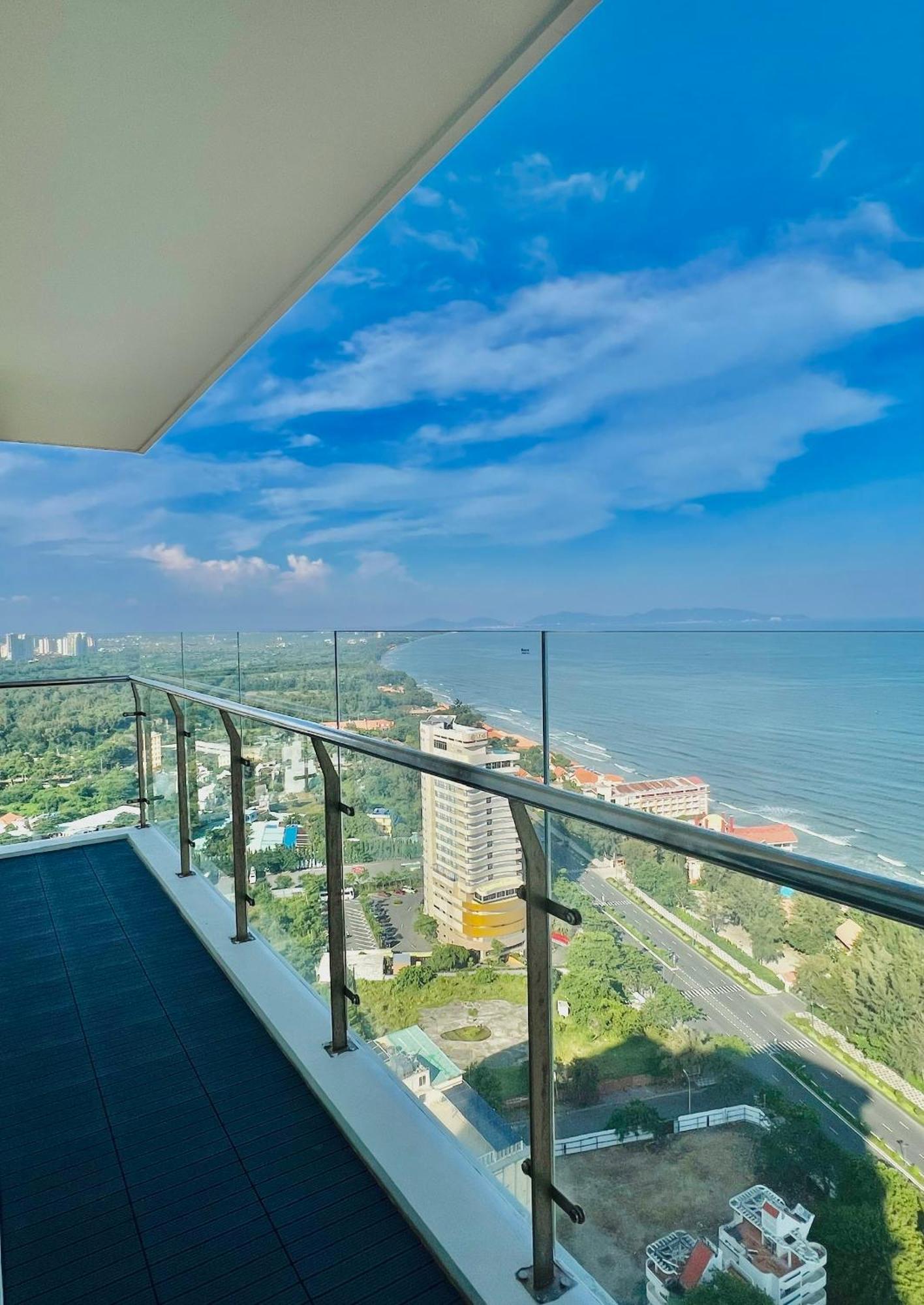 Bearbrick Homestay Near Beach, Csj Tower Apartment Vung Tau Exterior foto